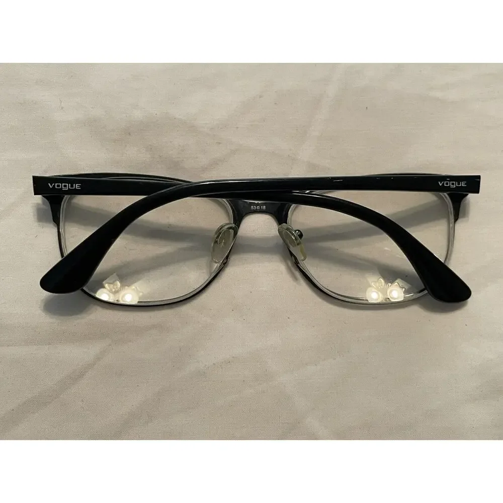 Authentic Women’s Vogue Eyeglass Frame VO 3963 352 53-18-140 Black KN22 - Picture 4 of 7